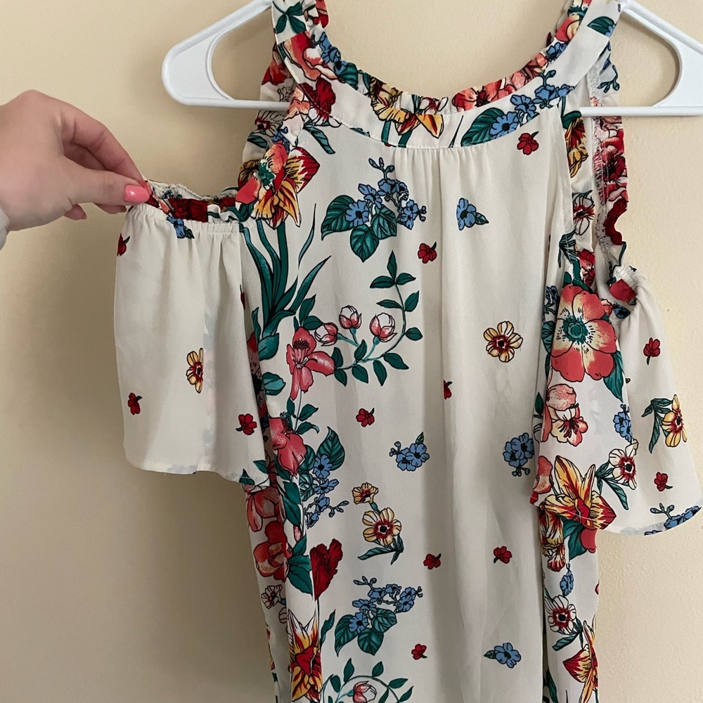 Floral top